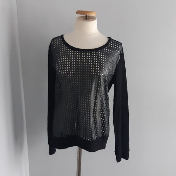 You Are Not Alone Women's sweater Size M/L - Picture 5 of 9